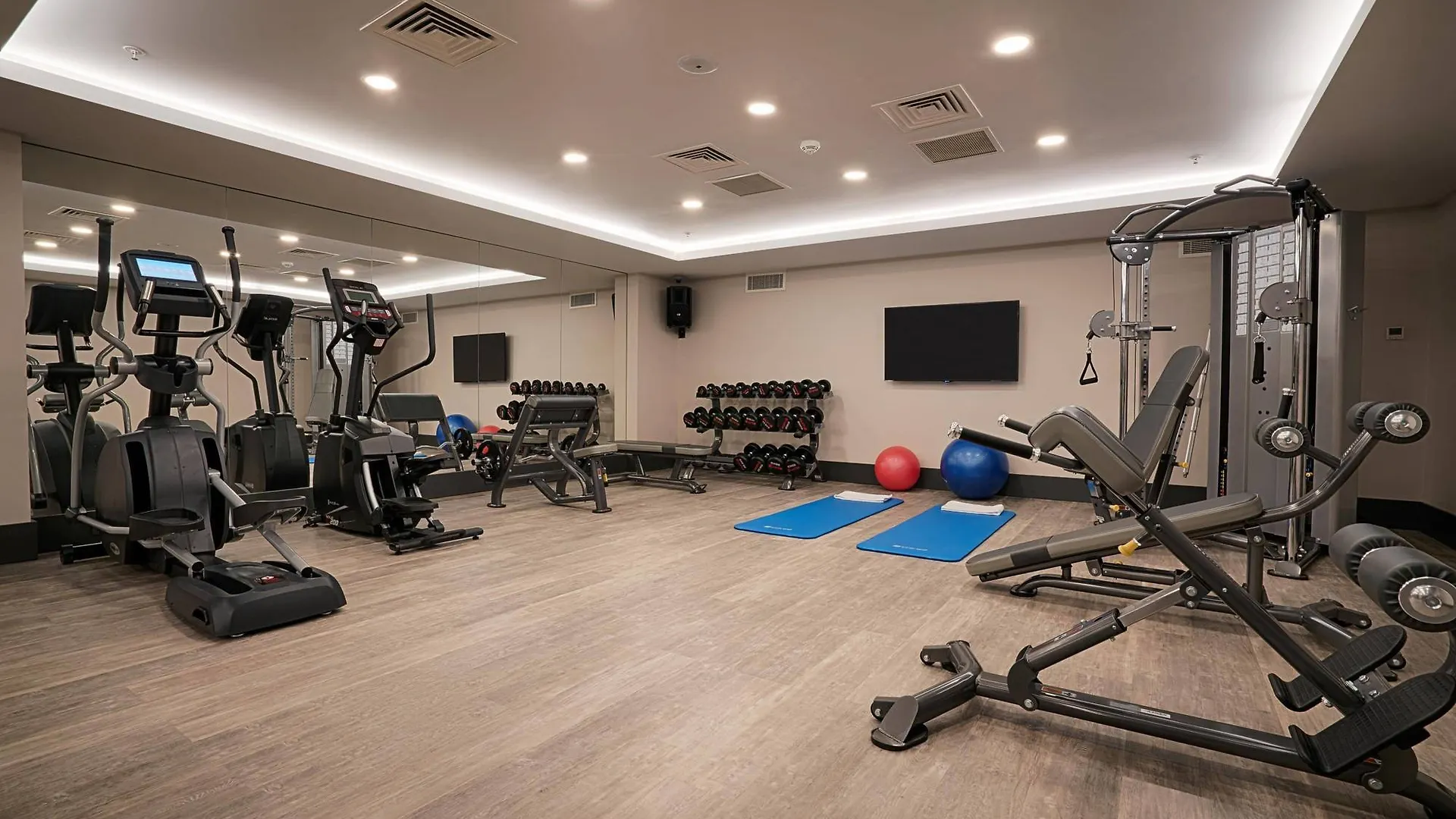Point Hotel أنقرة 5*,